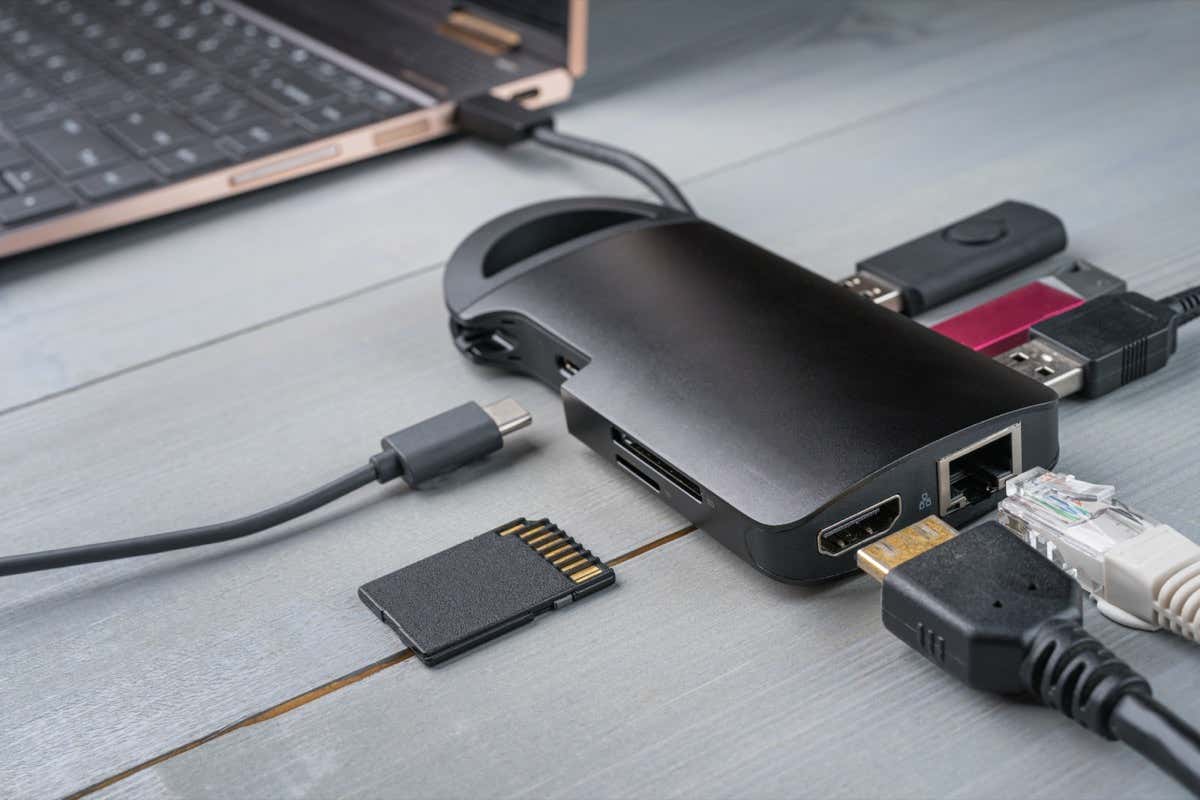 1676652958 943 6 Best USB to HDMI Adapters for Windows and Mac