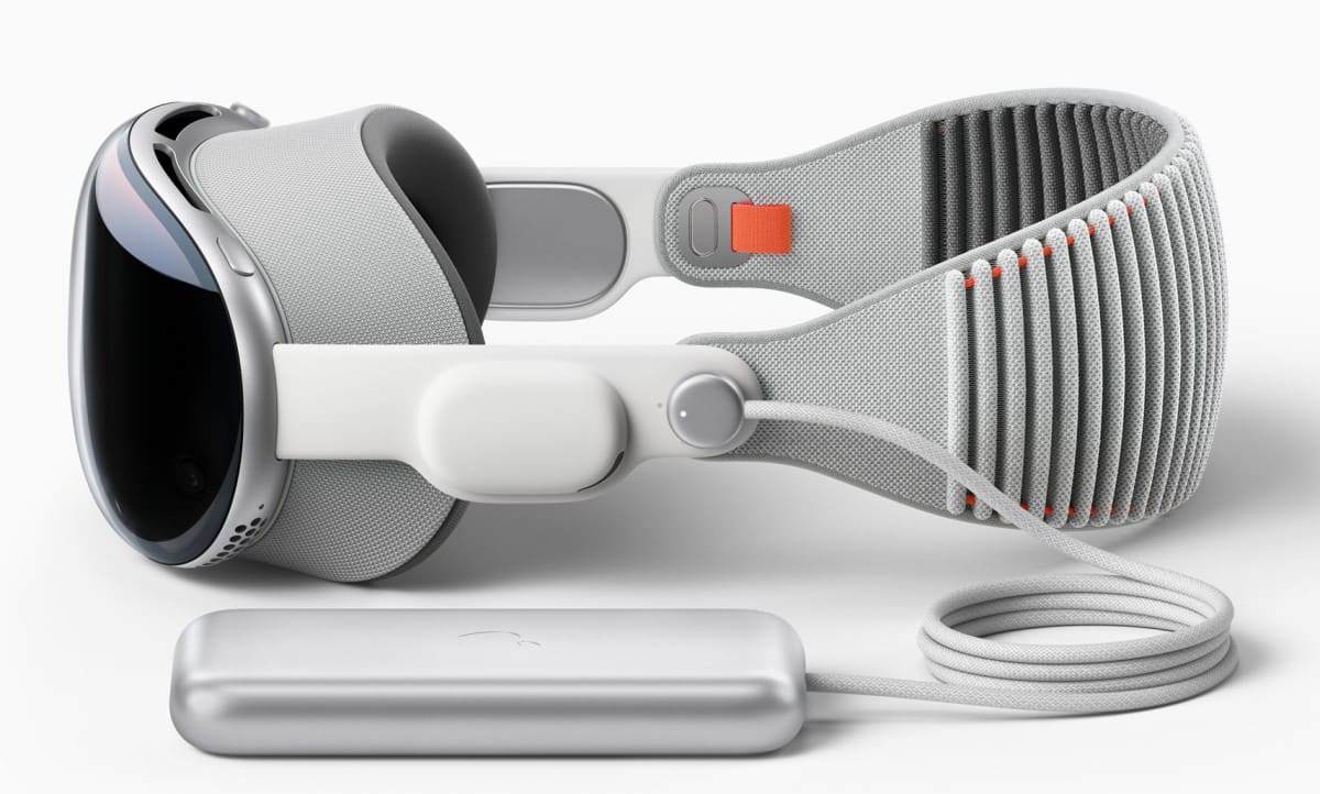 1686109696 Apple Reveals Its First Vision Pro AR Headset Starting At