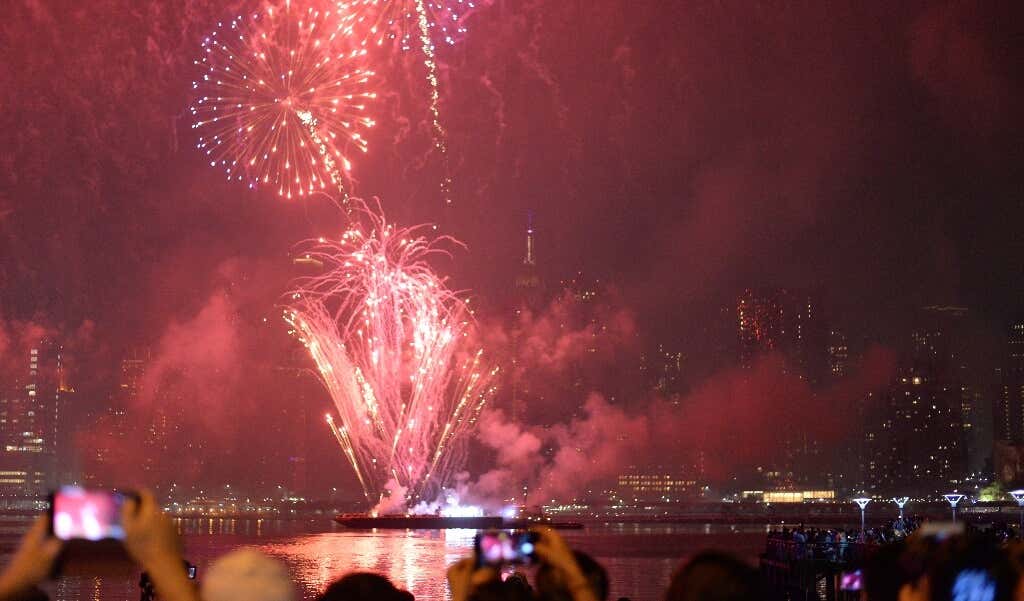 How to Watch Macys 2023 July 4th Fireworks Online Without